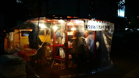 あつまれ！ケンイチの森の屋台（福岡市提供写真）